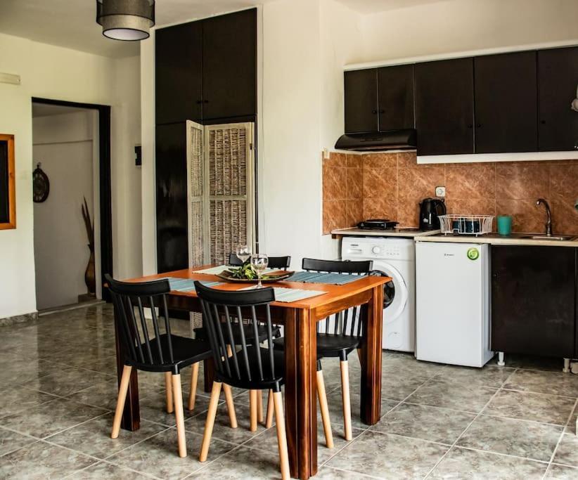 Pelekanos Beachfront Apartment Episkopi-Chania Extérieur photo